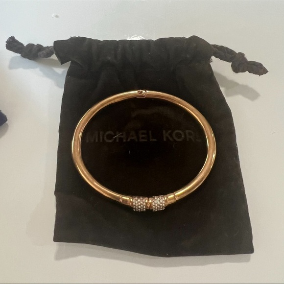 Michael Kors Rose Gold Bangle Bracelet - Picture 1 of 5
